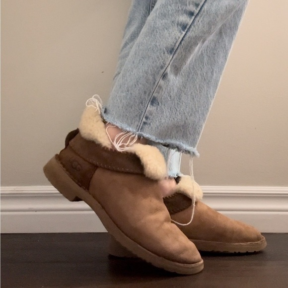 UGG Mckay Winter Boot for Women - Brown, Size 8 - Picture 3 of 16